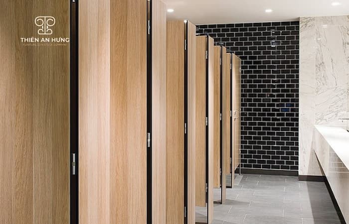 Lợi ích khi sử dụng vách ngăn vệ sinh laminate